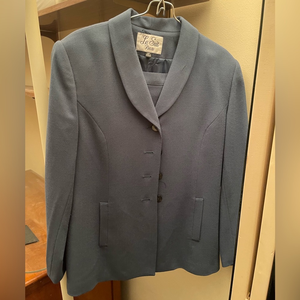 Vintage blue le suit blazer and skirt set